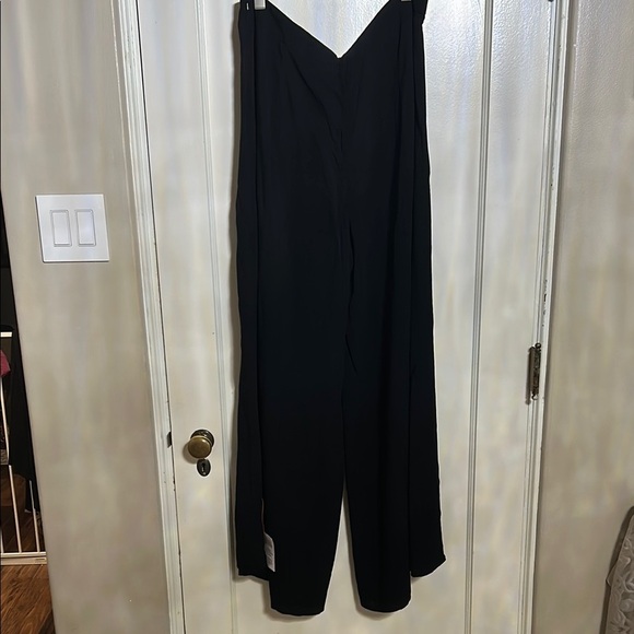 Elegant Black Wide Leg Trousers - Picture 7 of 8